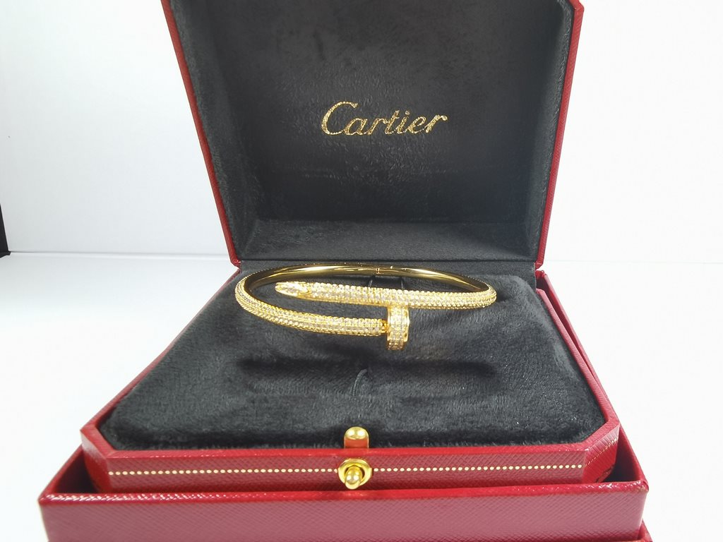 New  Cartier studded bracelet 360 degrees full of diamonds surrounded  [The highest version of the market]   The industry's most cutting-edge and most complete   Cartier Nail double layer full of diamonds Nail bracelet s