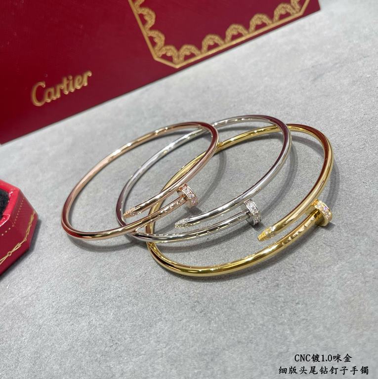 V gold plated 1.0 imitation gold Size 16.17. CNC pair version Cartier fine version of the head and tail diamond hollow tube studs bracelet, three colors together