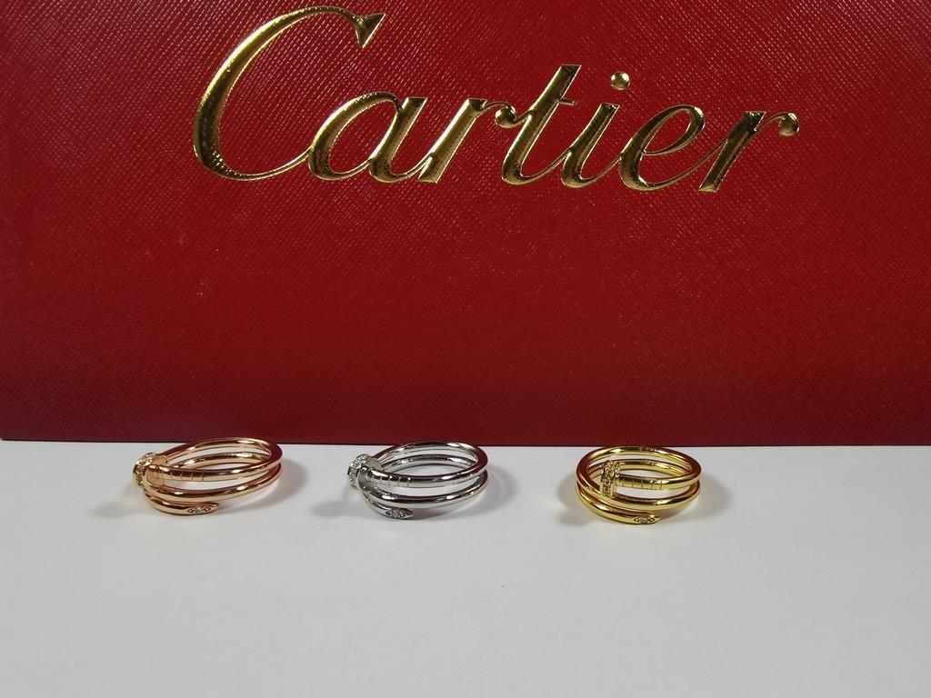 Cartier Cartier Nail Ring New Double Diamond Ring   Cartier classic masterpiece, enduring  Legendary classic, always popular needless to say  Au750 standard ultra-thick electroplating  Original logo Size Qi 678      give