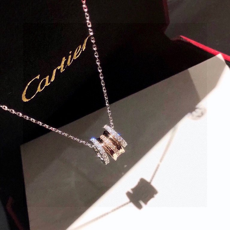 Original quality Cartier Cartier Classic Three Rings Passepartout Necklace S925 sterling silver plated with 18k gold Imported simulated diamonds inlaid Superior color separation plating can be detached to match with the 