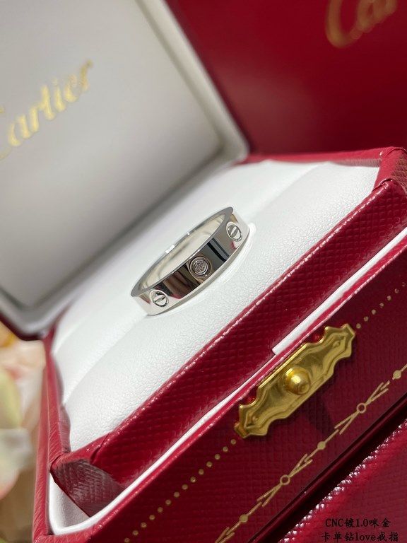 V gold material Size 678 . Cartier CNC Narrow Solitaire Love Nail Ring   One of the most popular rings     Timeless classic In recent years it has been very hot High-end, high carbon diamonds in micro-setting material Th