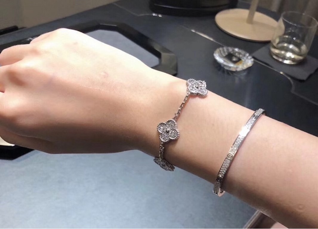 Screw   version Cartier narrow version of the full star bracelet Heavy recommended models with screws super hard goods to attack the most beautiful stacking wear artifacts love narrow version of the full star, full of di