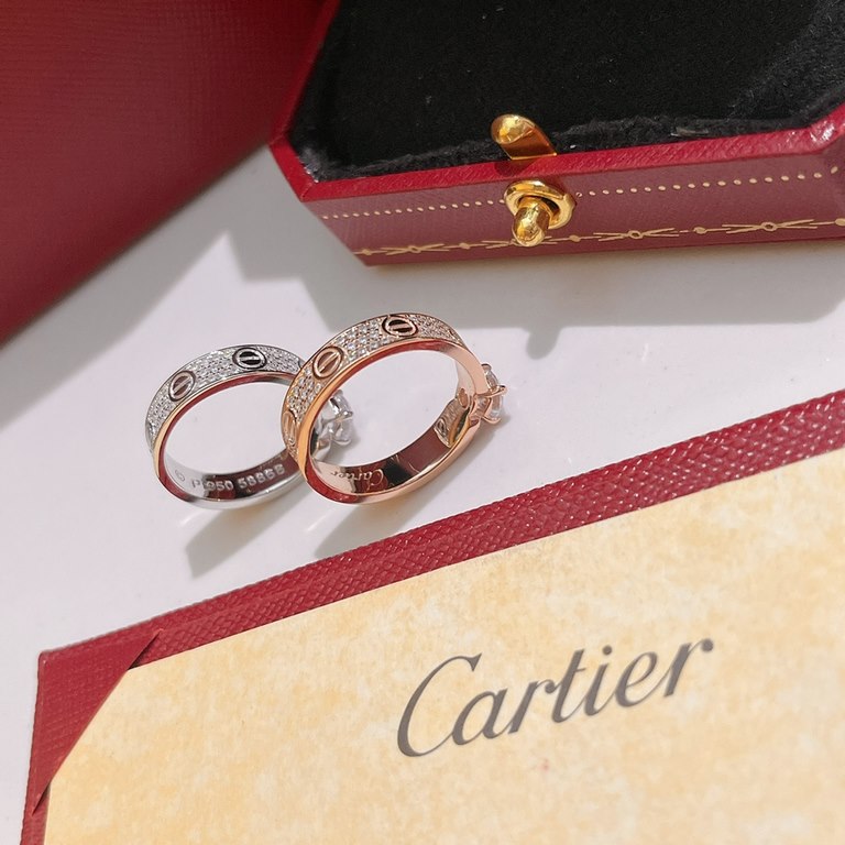 Fireworks top typing three months   Cartier new version original single    full of stars latest new main stone full of diamonds Ring. Eight hearts and eight arrows   high carbon diamonds The most popular one of the ring 