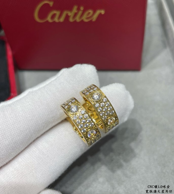 V gold Cartier Cartier CNC wide version of the full star ear pat, the classic 【Grade】   Cartier full star series The most classic models do not need to be introduced Germany imported high-end Three colors can be selected