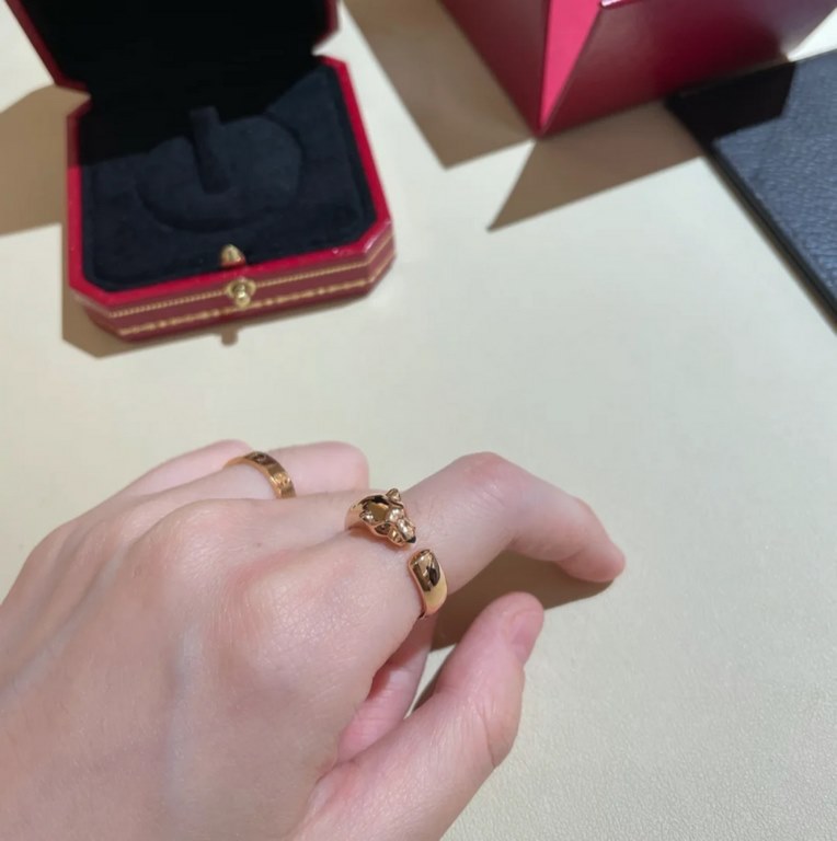 Cartier Cartier Classic Timeless Leopard Polished Leopard Narrow Leopard Split Ring Imported from Germany V-gold material electroplated with imitation gold Ultra-fine craftsmanship Highest version on the market Rose gold