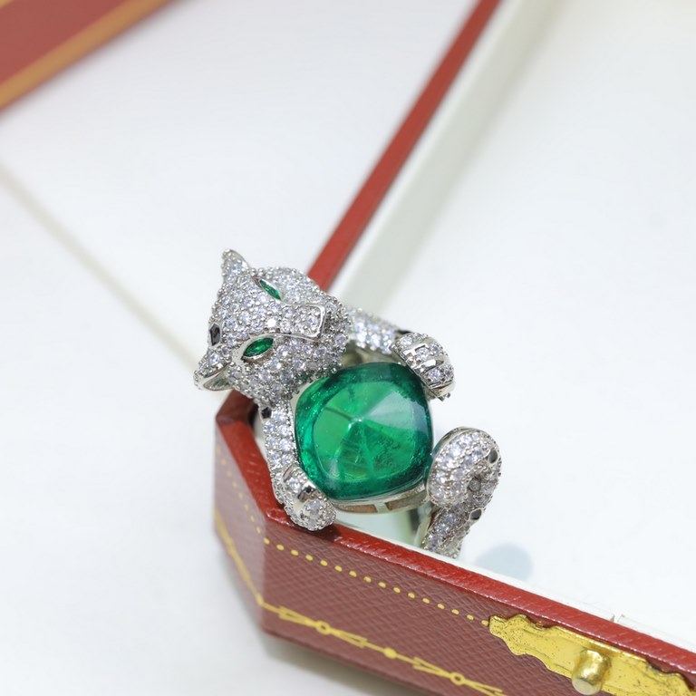 Emerald Leopard Ring  [925] One of the symbols of the Cartier brand  Latest Hot Cartier Leopard Emerald Gemstone Ring Cartier's classic masterpieces, enduring Legendary classics, always popularNo need to say more Origina