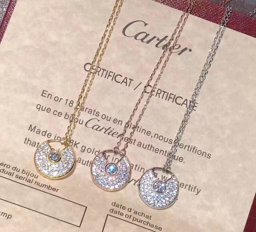 Cartier full diamond flying saucer amulet   necklace   top build   high-end custom  exquisite 925 sterling silver micro-set full of diamonds necklace  teacher master superb inlay, the original back cover logo to create t