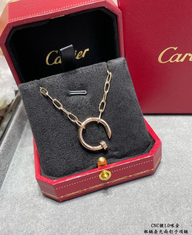 V gold material Cartier CNC thick chain glossy nail necklace, according to the 18K real gold goods to create foreign orders to see the details of the workmanship is very to stand by Exclusive shipments     seconds to kil