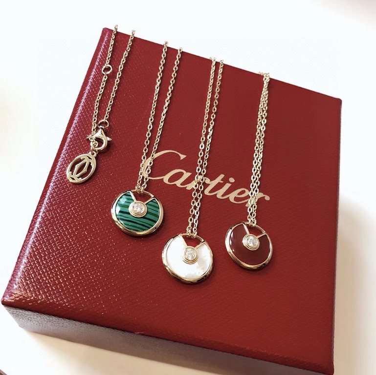 Cartier Cartier Amulet Series Amulet Necklace Yellow Gold Ultra-high-end customization Original imported white agate Turquoise red agate