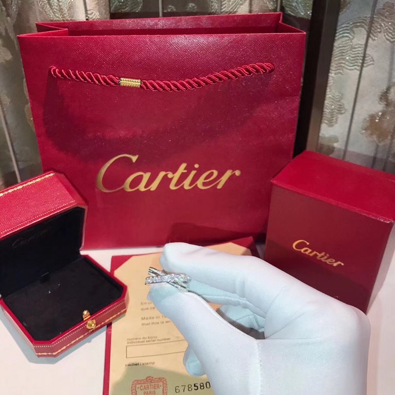 Caetier Paris Nouvelle Vague Cartier Double Crossover Ring Imported from Germany 925 Sterling Silver Micropavé High Carbon Diamonds The style is fashionable, classic and versatile Original logo high-end customization Aut