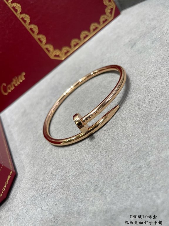 V gold plated 1.0 imitation gold DB original lettering CNC version Cartier rough glossy studs bracelet       Cartier Cartier Juste un Clou Studs Bracelet Classics Three colors complete Couples gift (Let's Stick Together)