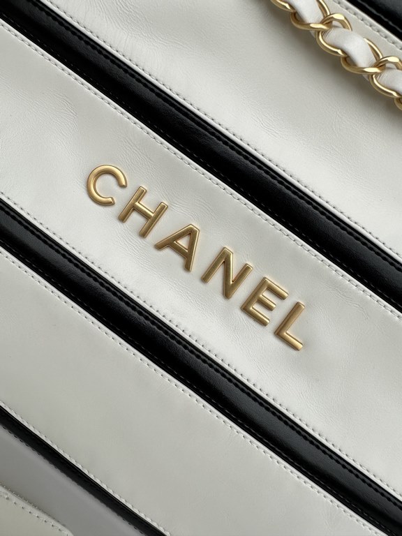 . Brand Chanel Model AS3260 with color splicing Introduction the original single quality, classic work, gorgeous and temperament of the forefront, is your unexpected dignity. Leather the original single imported cowhide,