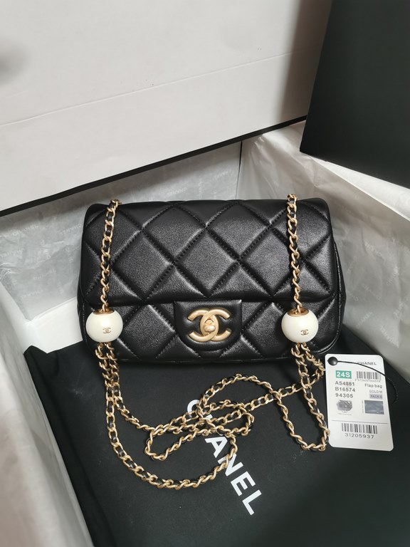 . Brand Chanel Model AS4861 Introduction the original single quality, classic work, gorgeous and temperament of the forefront, is your unexpected honor. Leather species the original single imported lambskin, with the ori