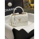 CHANEL 2024. The new diamond-encrusted C handbag, the Trendy-Luxe, is available in black or clean white. The new Trendy-C handbags are a symbol of taste and elegance. Each handbag symbolizes unique taste and style _ ligh