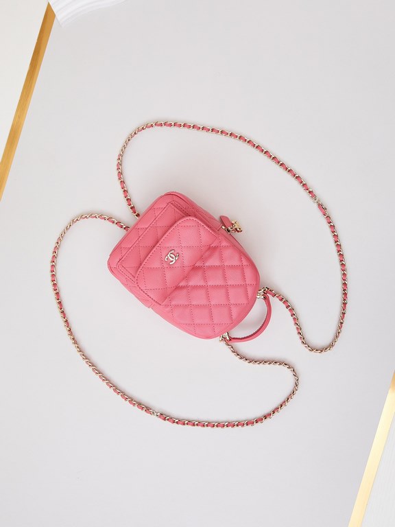 24Cmini Lychee grain small shoulders A variety of carrying methods can be handheld, crossbody, shoulder bag. Leather or lychee pattern is very durable, very ok capacity Classic minimalist style is perfect.Model No. ASize