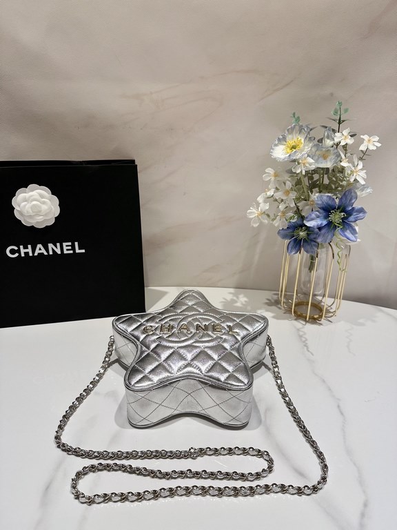 The Ohanel 24c star bag    The star bag is really so beautiful! The styling is very chic too! The silver color is as versatile as ever    SpongeBob 