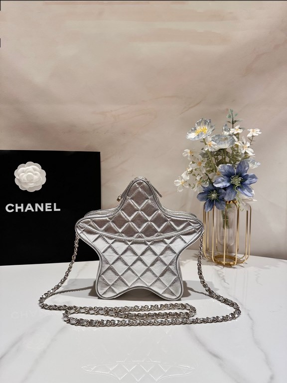 The Ohanel 24c star bag    The star bag is really so beautiful! The styling is very chic too! The silver color is as versatile as ever    SpongeBob 