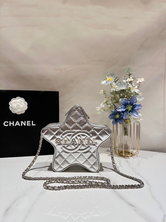 The Ohanel 24c star bag    The star bag is really so beautiful! The styling is very chic too! The silver color is as versatile as ever    SpongeBob 