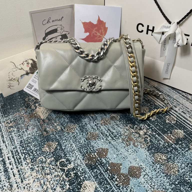 Chane-l small incense 2019 new Model AS1160 2019 fall and winter large diamond lattice tofu bag imported sheepskin single mouth bag Ancient silver white lat gold 3 kinds of metal mixed shoulder straps Coarse chain highli