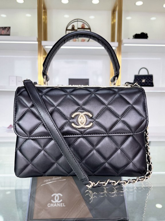 Chanel new season trendy fine diamond lattice, model 92236, yuan purchase into the development of the city's top best version of the city's surface all-steel customized hardware, the details are really no difference [yea