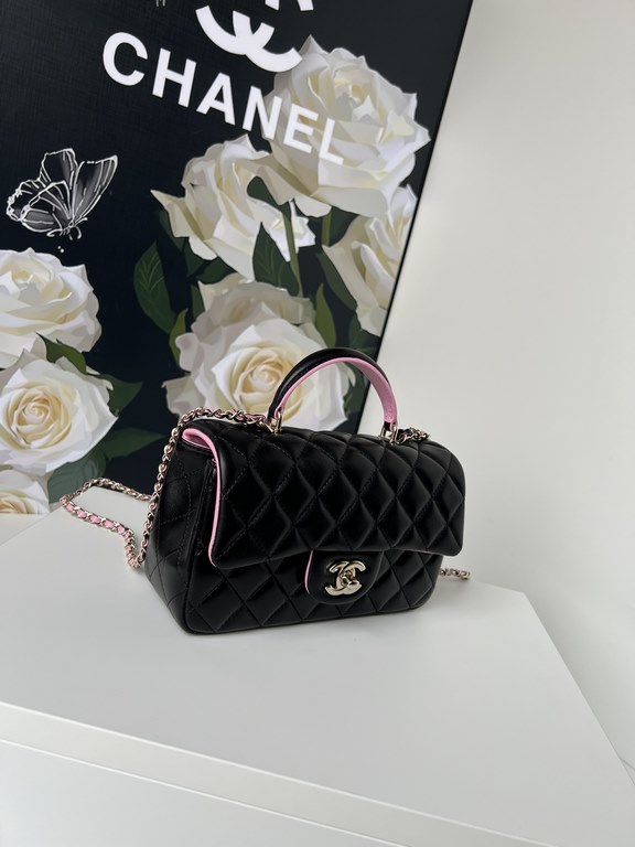 Chanel 21K latest Mini CF handle handbag AS2431 Classic diamond lattice flap bag decorated with exquisite classic chain with handheld, delicate sheepskin embellish the handbag, stand out, interpretation of timeless!   el