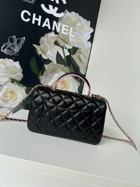 Chanel 21K latest Mini CF handle handbag AS2431 Classic diamond lattice flap bag decorated with exquisite classic chain with handheld, delicate sheepskin embellish the handbag, stand out, interpretation of timeless!   el