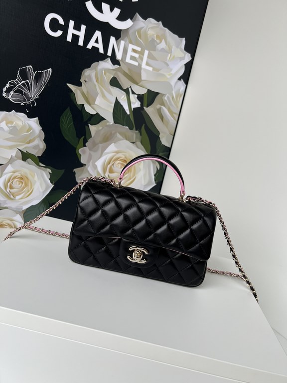 Chanel 21K latest Mini CF handle handbag AS2431 Classic diamond lattice flap bag decorated with exquisite classic chain with handheld, delicate sheepskin embellish the handbag, stand out, interpretation of timeless!   el