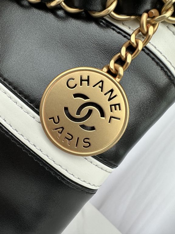 . Brand Chanel Model AS3260 with color splicing Introduction the original single quality, classic work, gorgeous and temperament of the forefront, is your unexpected dignity. Leather the original single imported cowhide,