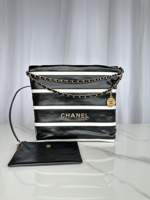 . Brand Chanel Model AS3260 with color splicing Introduction the original single quality, classic work, gorgeous and temperament of the forefront, is your unexpected dignity. Leather the original single imported cowhide,