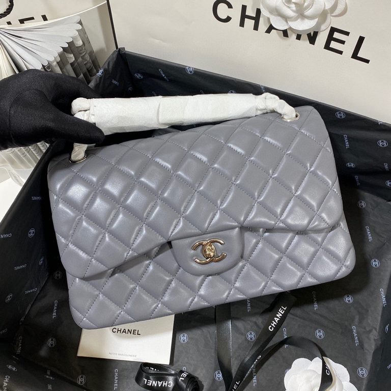 Cf 1113 sheepskin original single quality, France original imported lamb   leather, feel very soft, diamond lattice fullness all reach and the same as the authentic, multiple colors in stock! Size 30cm