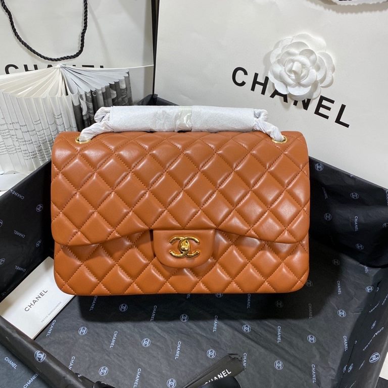 Cf 1113 sheepskin original single quality, France original imported lamb   leather, feel very soft, diamond lattice fullness all reach and the same as the authentic, multiple colors in stock! Size 30cm