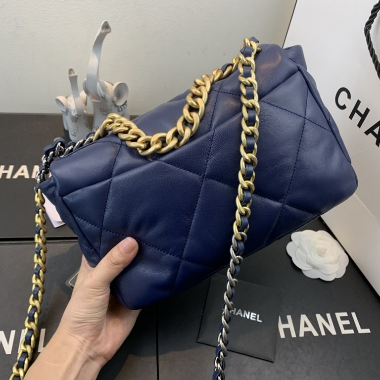 Chane-l small incense 2019 new Model AS1160 2019 fall and winter large diamond lattice tofu bag imported sheepskin single mouth bag Ancient silver white lat gold 3 kinds of metal mixed shoulder straps Coarse chain highli