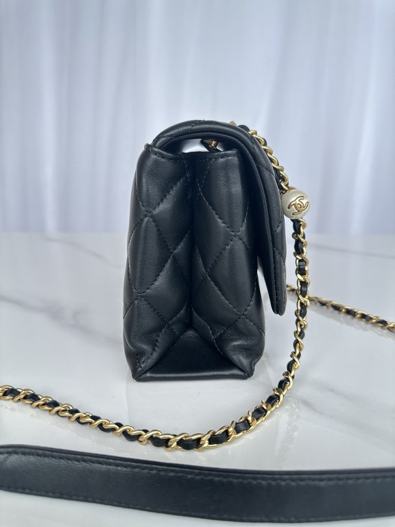 Brand Chanel Model AS5002 Introduction the original single quality, the classic work, gorgeous and temperament of the forefront, is your unexpected dignity. Leather species the original single imported sheepskin, with th