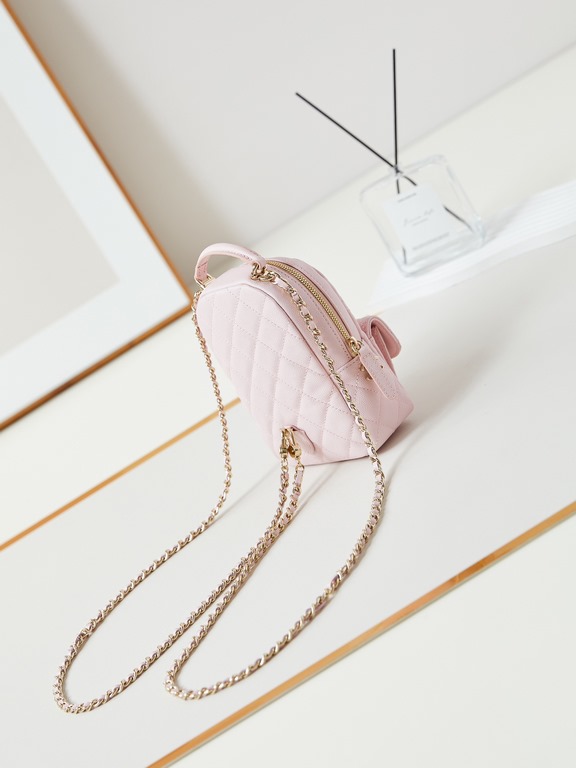 24Cmini Lychee grain small shoulders A variety of carrying methods can be handheld, crossbody, shoulder bag. Leather or lychee pattern is very durable, very ok capacity Classic minimalist style is perfect.Model No. ASize