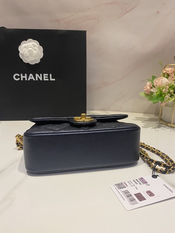 chane1 fall and winter adjustable buckle cell phone bagLitchi grain dark blue pearl leather Golden buckle adjustable buckle   adjust the length of the size more appropriateIt can put down your cell phone as well as other