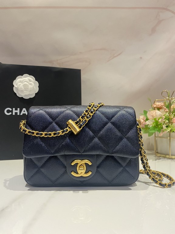 chane1 fall and winter adjustable buckle cell phone bagLitchi grain dark blue pearl leather Golden buckle adjustable buckle   adjust the length of the size more appropriateIt can put down your cell phone as well as other