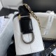 91810   Chanel Gabrielle Xiaoxiang innovation always does not disappoint the original beauty into the power and elegance of the design aesthetics and then gave birth to this Chanel wandering bag (Gabrielle )   It debuted