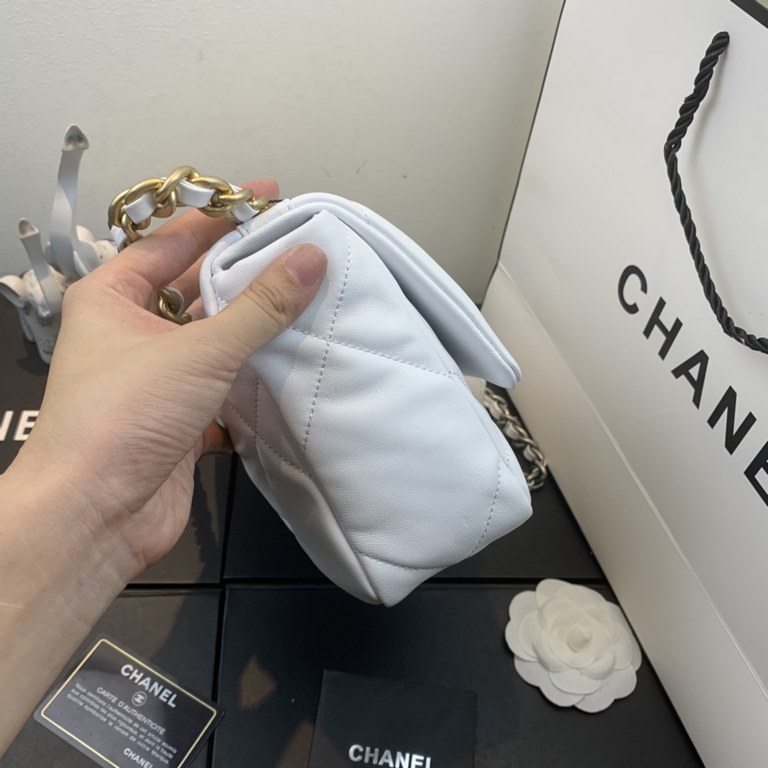 Chane-l small incense 2019 new Model AS1160 2019 fall and winter large diamond lattice tofu bag imported sheepskin single mouth bag Ancient silver white lat gold 3 kinds of metal mixed shoulder straps Coarse chain highli