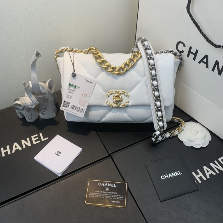 Chane-l small incense 2019 new Model AS1160 2019 fall and winter large diamond lattice tofu bag imported sheepskin single mouth bag Ancient silver white lat gold 3 kinds of metal mixed shoulder straps Coarse chain highli