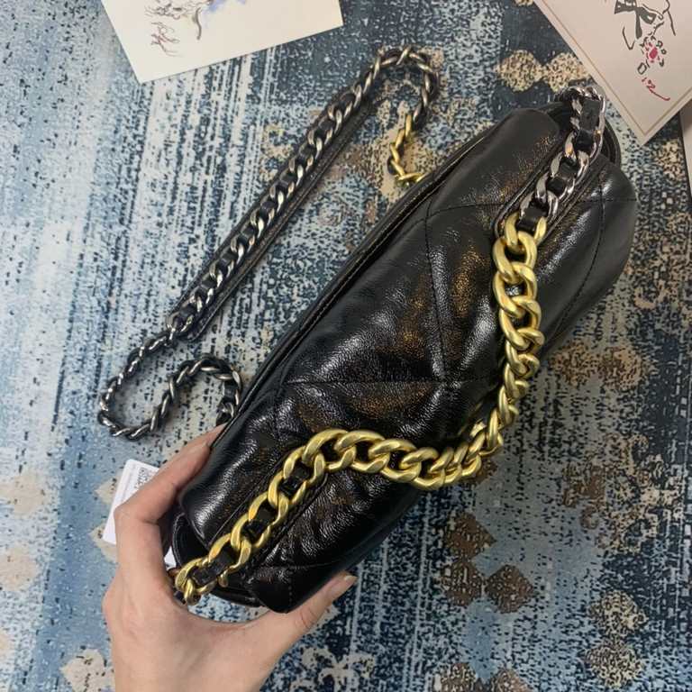 Chane-l small incense 2019 new Model AS1160 2019 fall and winter large diamond lattice tofu bag imported sheepskin single mouth bag Ancient silver white lat gold 3 kinds of metal mixed shoulder straps Coarse chain highli