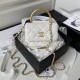 ￥Chanel 23B Metal Clutch Flap Phone BagGlossy sheepskin a colorful texture - hardware very Vintage taste!Can put down 14proMax or powder lipstick card bag key Can be handheld or crossbody or shoulder very good concave sh