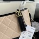 91810   Chanel Gabrielle Xiaoxiang innovation always does not disappoint the original beauty into the power and elegance of the design aesthetics and then gave birth to this Chanel wandering bag (Gabrielle )   It debuted