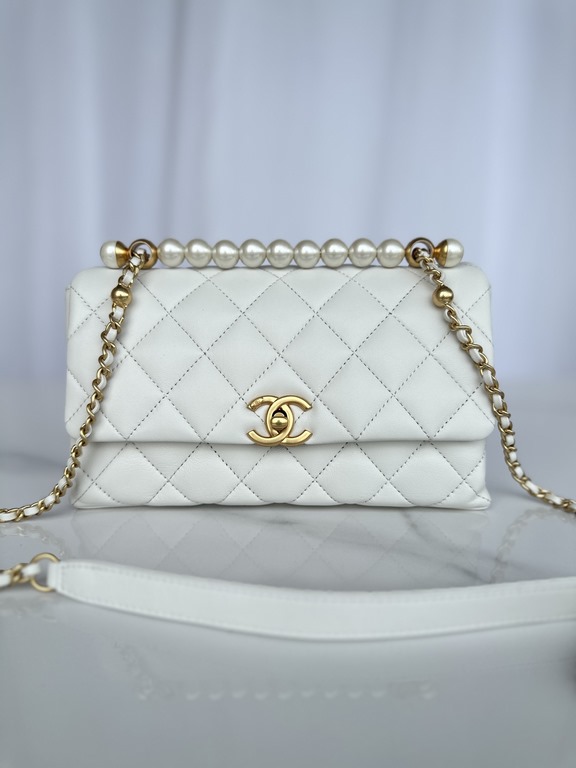 Brand Chanel Model AS5002 Introduction the original single quality, the classic work, gorgeous and temperament of the forefront, is your unexpected dignity. Leather species the original single imported sheepskin, with th