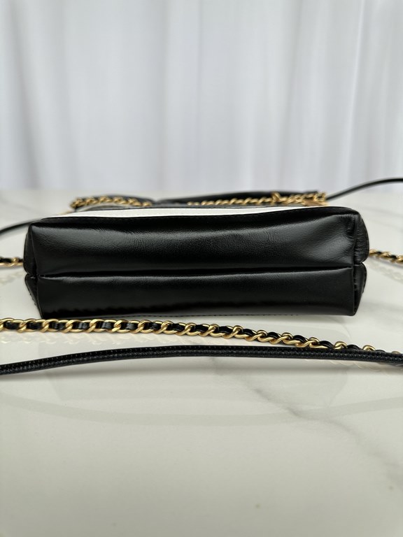 Brand Chanel Model AS3980 splicing cowhide Introduction the original single quality, classic work, gorgeous and temperament of the forefront, is your unexpected honor. Leather species the original single imported cowhide