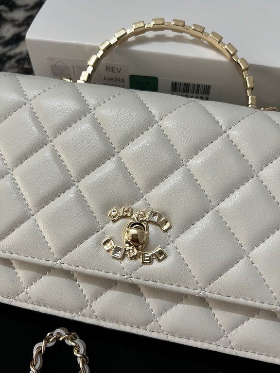 A96058 Chanel 24C Limited Edition Rhinestone Letter Handle Long woc Cosmetic Crossbody Bag With Drill Handle Lambskin Brushed Metal Hardware, Logo Letter Handle Exquisite and Noble, Buckle Cover Part of the Leather Wear 