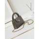 23K Kelly Handle BagFashion is a reincarnation of the popular antique kelly by Chanel redesigned revitalization, antique Kelly to the classic handle hand raised the name, in the basic plus leather through the chain shoul