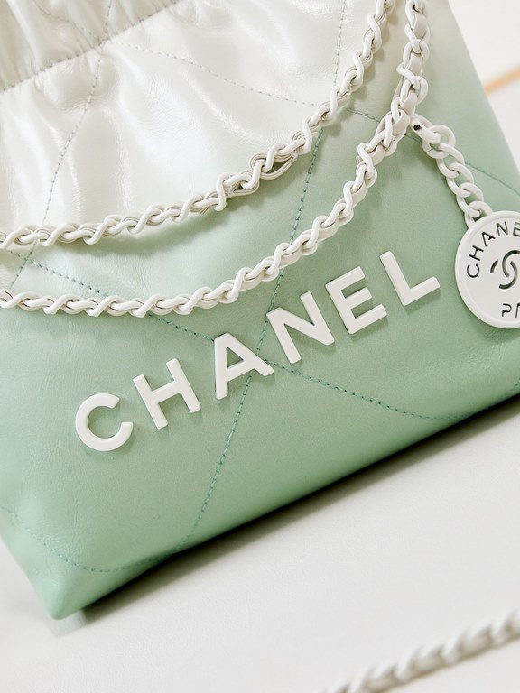 24S New mini 22bagIt's so pretty in this color! Small and exquisite, exudes unparalleled high-level luxury, irresistible, as if it were a finely crafted work of art, porcelain!CHANEL letters embellishment, glittering, th