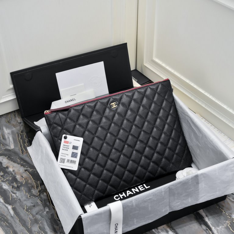 ￥  Grandma Chanel Classic Large Clutch Bag A82552Black embossed calfskin lined with gold-colored metal.Original leather hardware high definition, counter ZP open mold 100% replica, craftsmanship, top quality!Reference si