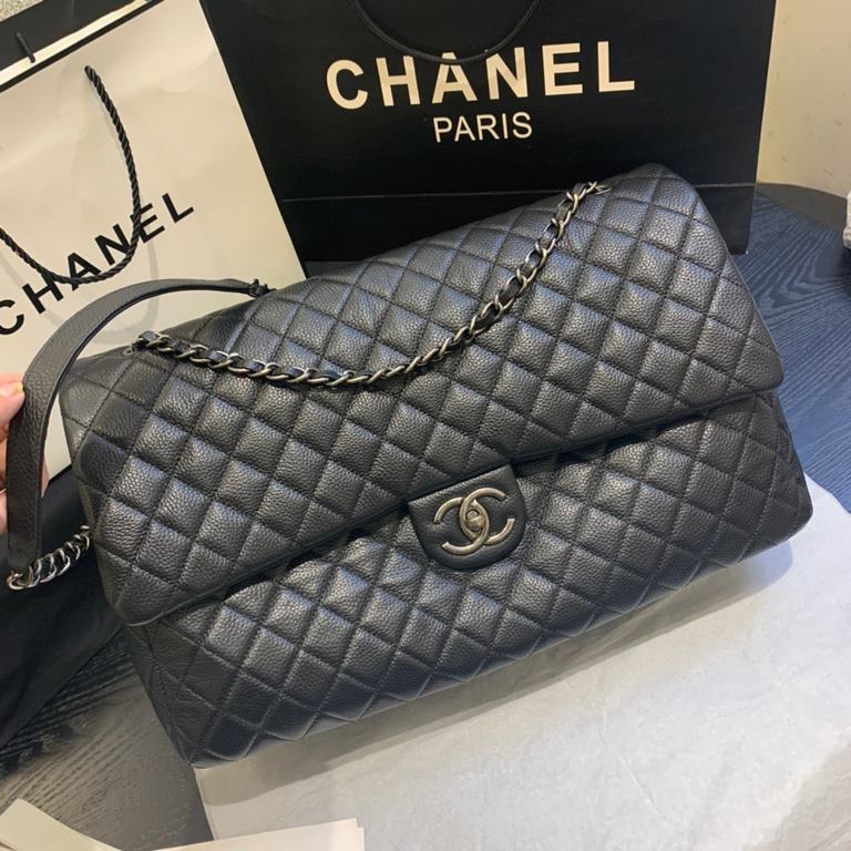 CHANEL 20 new CF travel casual fashion big bag  Material Deer grain cowhide leather and vintage silver metalColor BlackSize 46.5×17×29cmModeling No. A91169Official Price 41.500