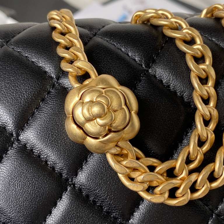 ￥   Chanel Chanel 23s camellia adjustable buckle series   large AS4064    each year s series staple design continues the classic heritage of the past gold ball gold column soccer walnut ball love adjustable buckle is ver